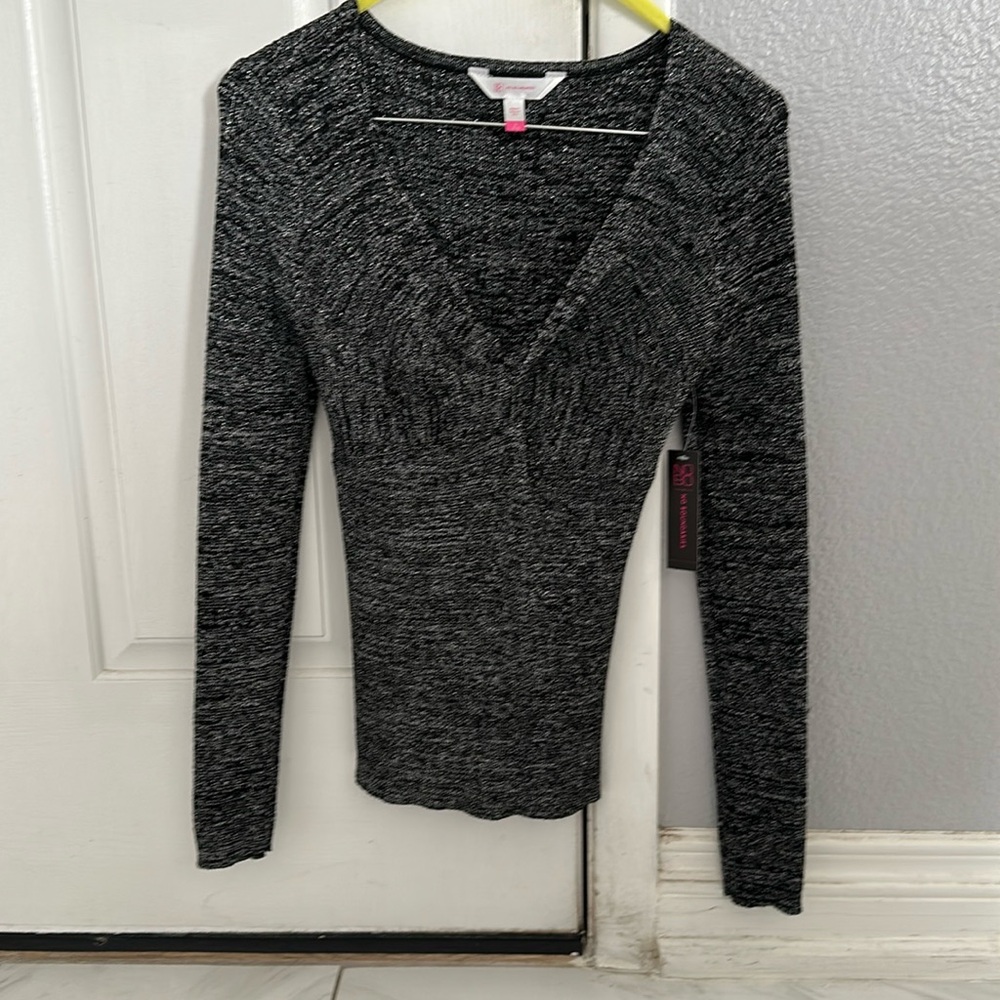 No Boundaries sweater